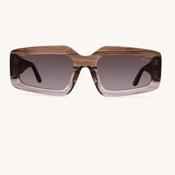 DEZI | Accessories | Dezi Read The Room Nwt Box Sunglasses  display picture 1